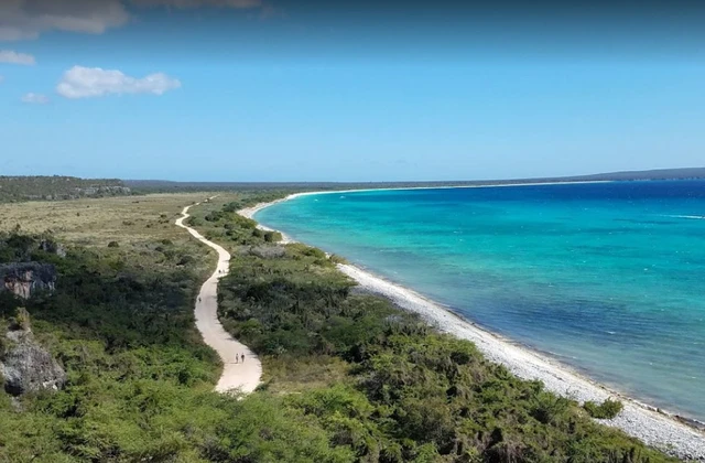 Bahia de las Aguilas Pedernales 2